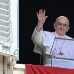 Pope Francis asks North Korea to invite him to visit