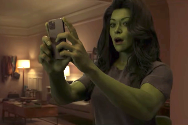 ‘She-Hulk’ Star Tatiana Maslany, Director and Head Writer Defend Marvel’s VFX Artists Amid CGI Criticism