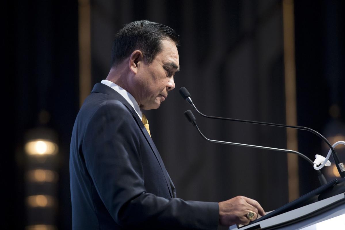 Thai Court Suspends PM Prayuth, Stoking Intrigue as Vote Nears