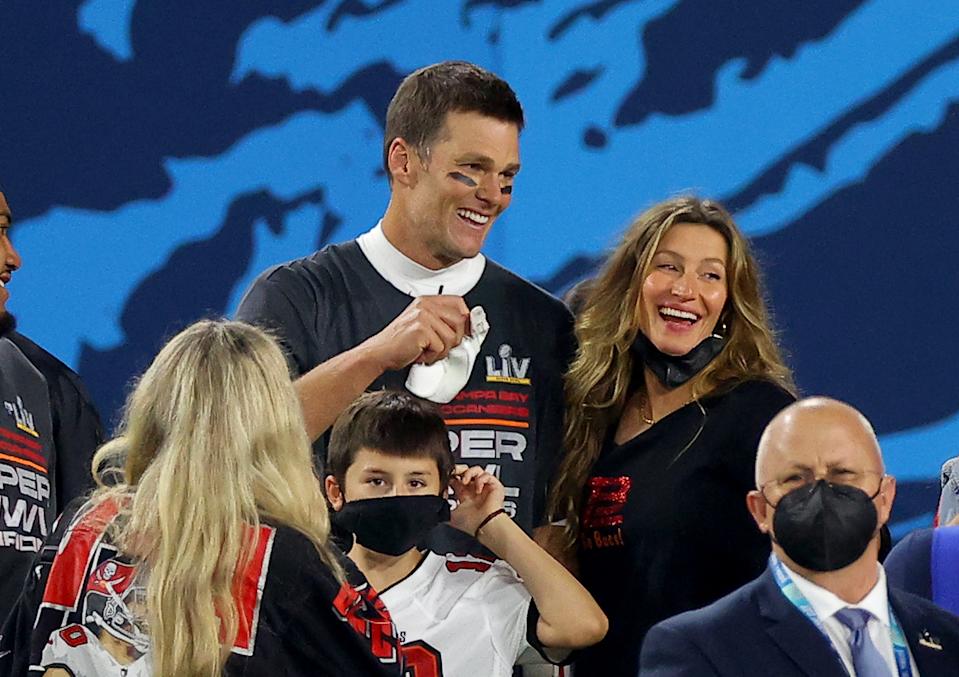 Gisele Bündchen thinks she’s a ‘football widow’ amid Tom Brady marital issues: Report