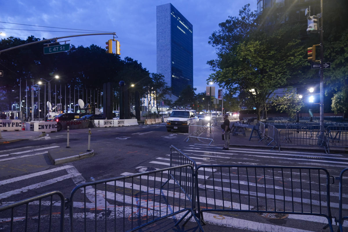 GLIMPSES: Barricades gatekeep the UN General Assembly