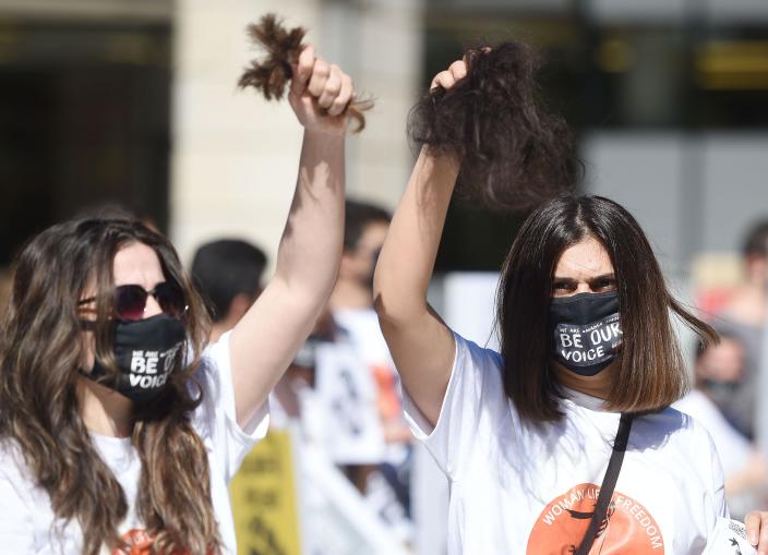 Iowa State students protest Iranian government’s repression: ‘We will be their voice!’