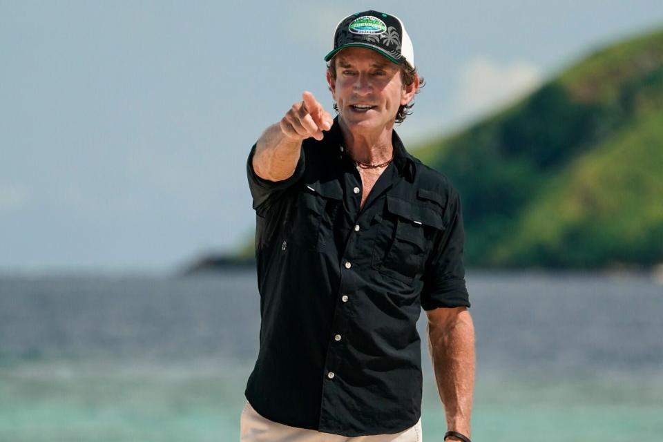 Jeff Probst says Survivor’ s controversial hourglass twist is no more