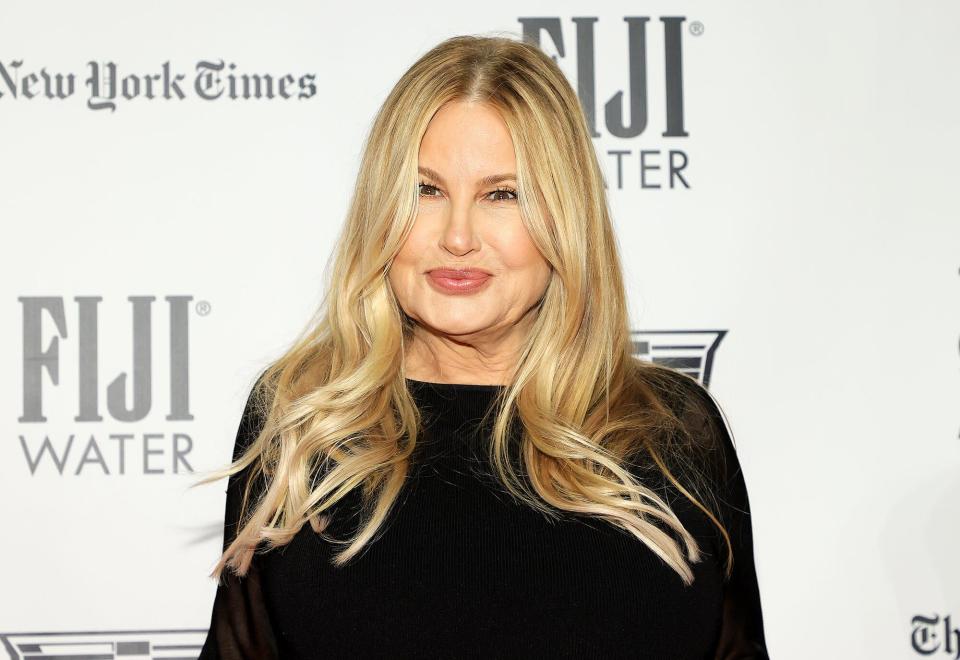 Jennifer Coolidge Says Her White Lotus Spray Tan Sent Her to the Emergency Room