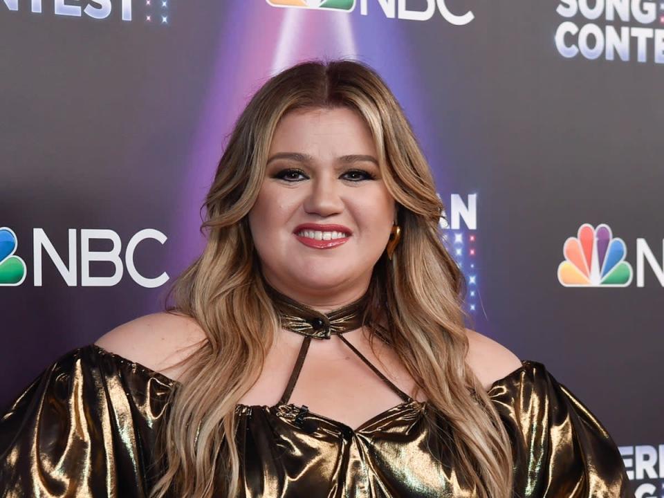 Kelly Clarkson was so ‘angry’ that she wasn’t sure she would release her ‘divorce’ album