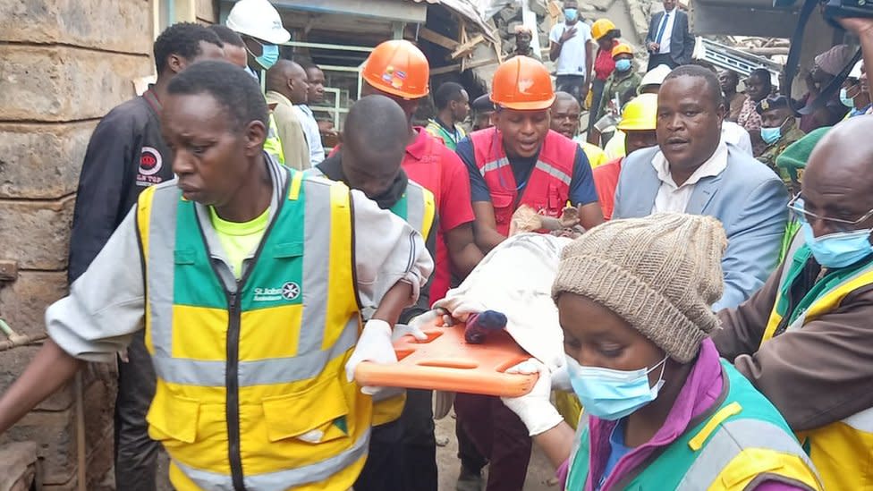 Kenya Kiambu building collapse: Rescue efforts under way