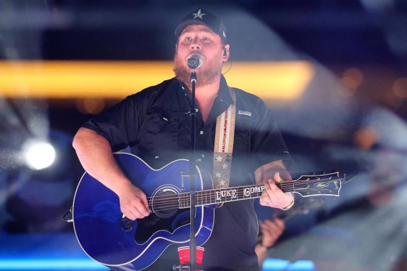 Luke Combs Refunds Concert Tickets Due to Vocal Issues, but Still Performs for Fans Anyway