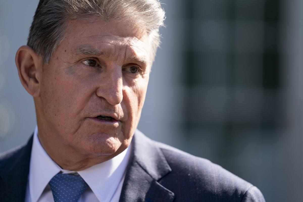 Manchin Says He May Need 20 GOP Votes for Energy-Permitting Plan