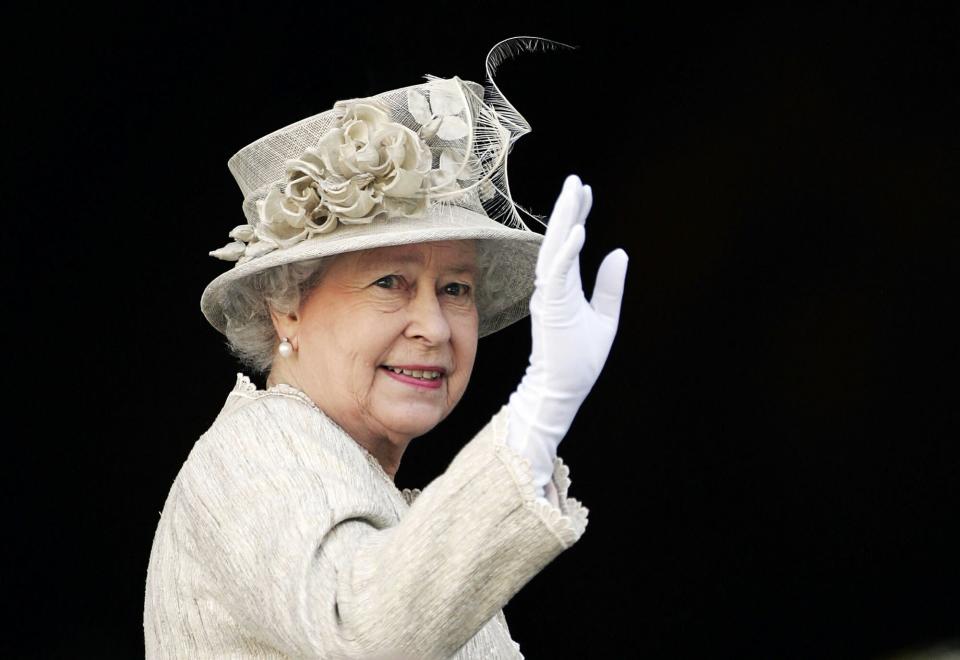 North Dakota Woman Exchanged Letters with Queen Elizabeth Every Year on Their Shared Birthday