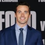 Pretty Little Liars ‘ Ian Harding Reveals He and Wife Sophie Hart Quietly Welcomed a Baby