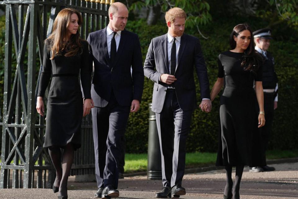 Prince William Invited Harry and Meghan to Join Him and Kate Outside Castle in Major Show of Unity