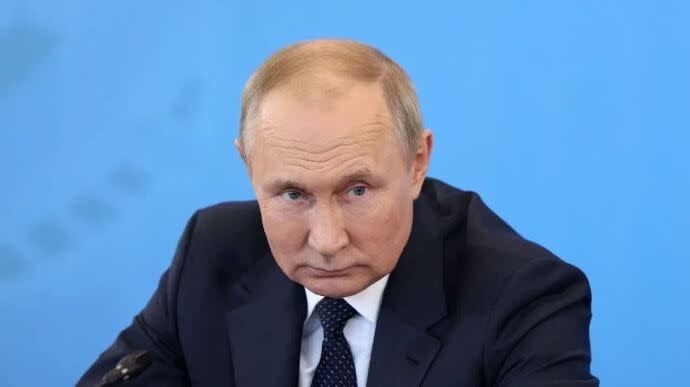 Putin calls Security Council so he cannot be present at concert “to support” Donbas