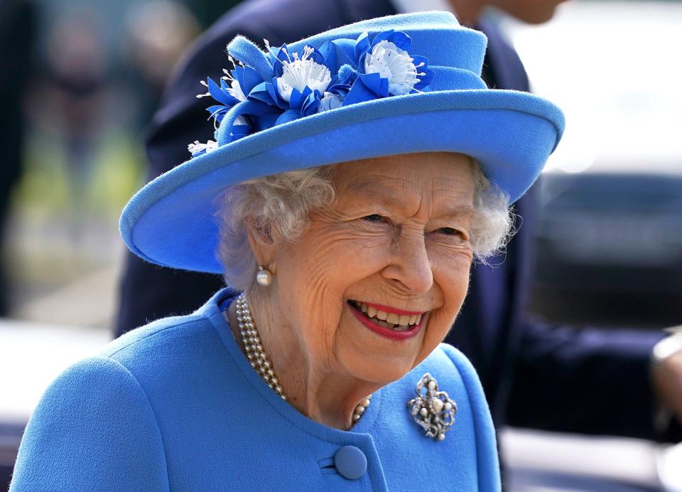 Queen Elizabeth ‘Under Medical Supervision’ as Doctors Are ‘Concerned for Her Health,’ Palace Says