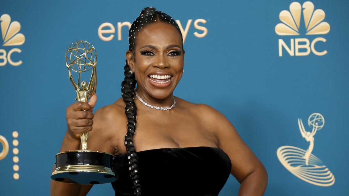 Sheryl Lee Ralph Addresses Jimmy Kimmel Crashing Quinta Brunson’s Emmys Speech: ‘Ooh, the Disrespect!’