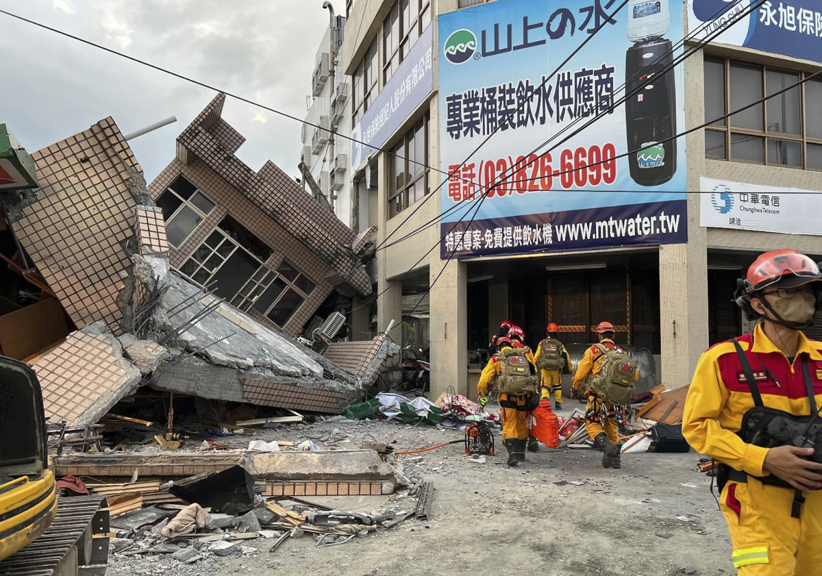 Strong quake kills 1, knocks house, derails train in Taiwan