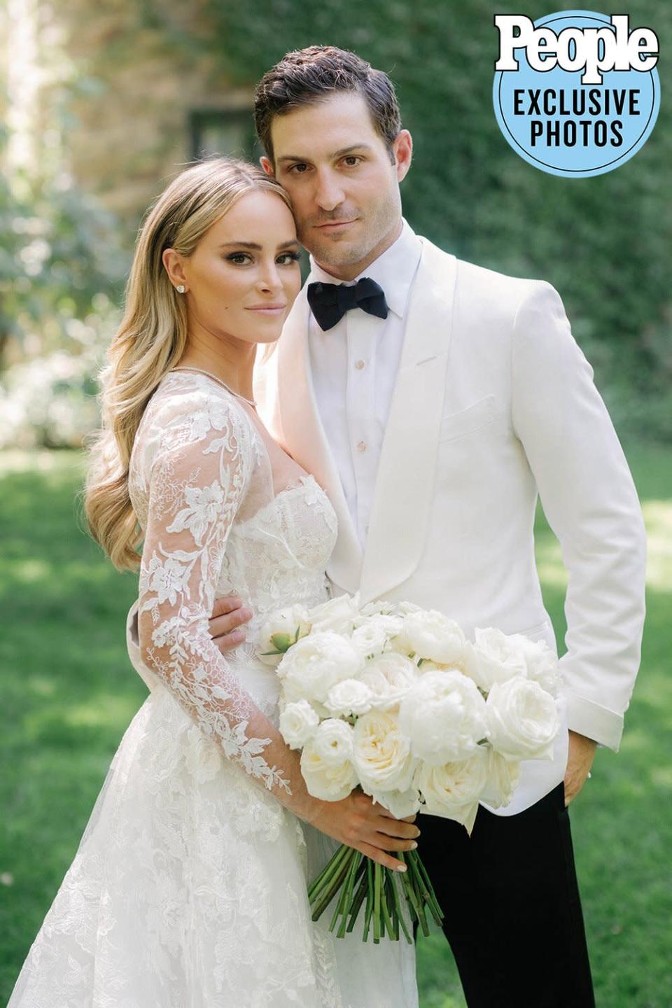 The Bachelor Alum Amanda Stanton Is Married! All the Details of Her ‘Timeless’ Calif. Nuptials