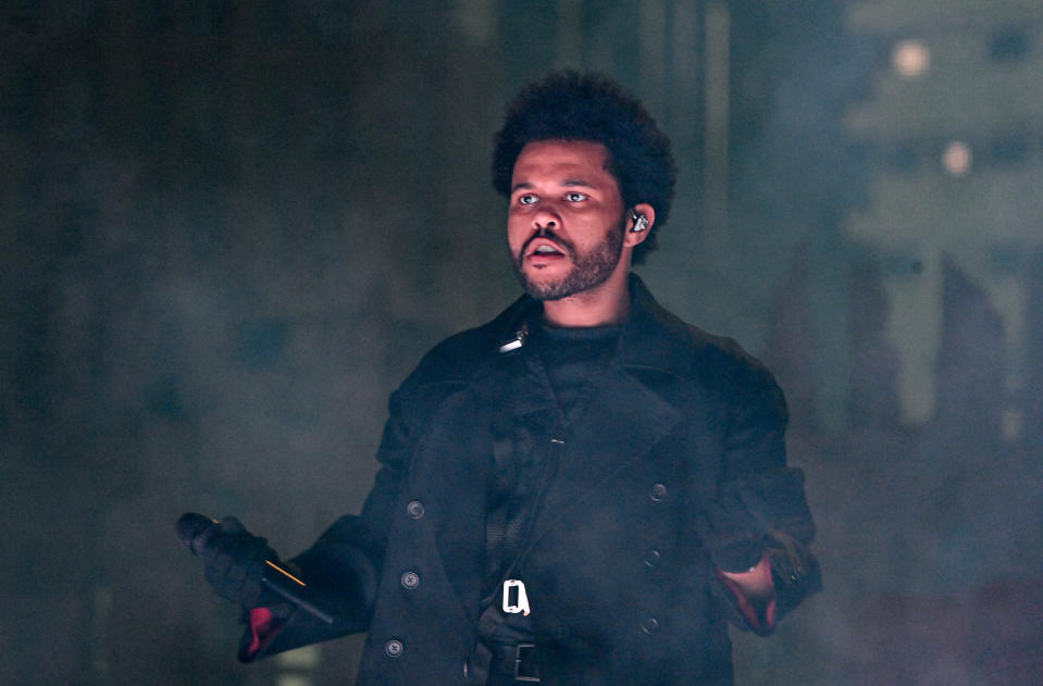 The Weeknd suddenly cuts short L.A. concert due to vocal issues: ‘This is killing me’