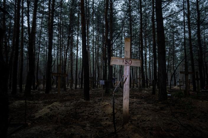 Ukraine war – latest: Russia facing calls for war crimes tribunal over mass graves