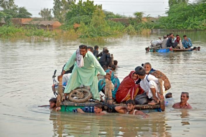 UN chief in Pakistan to boost flood aid for devastated millions