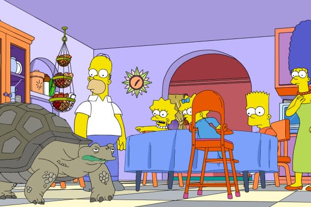 Watch Homer Go Down a Conspiracy Hole as ‘The Simpsons’ Season 34 Opener Pays Homage to ‘Don’t F**k With Cats’ (EXCLUSIVE)