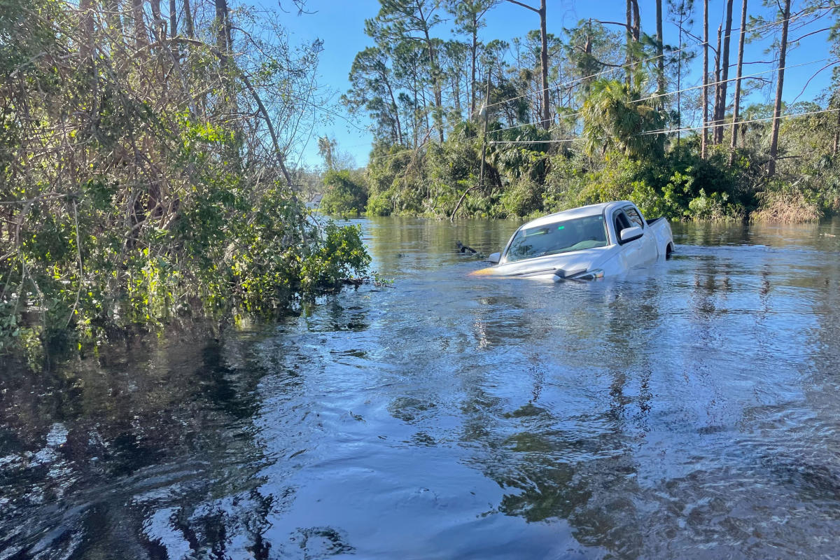 After Ian, river flooding menaces Florida inland towns