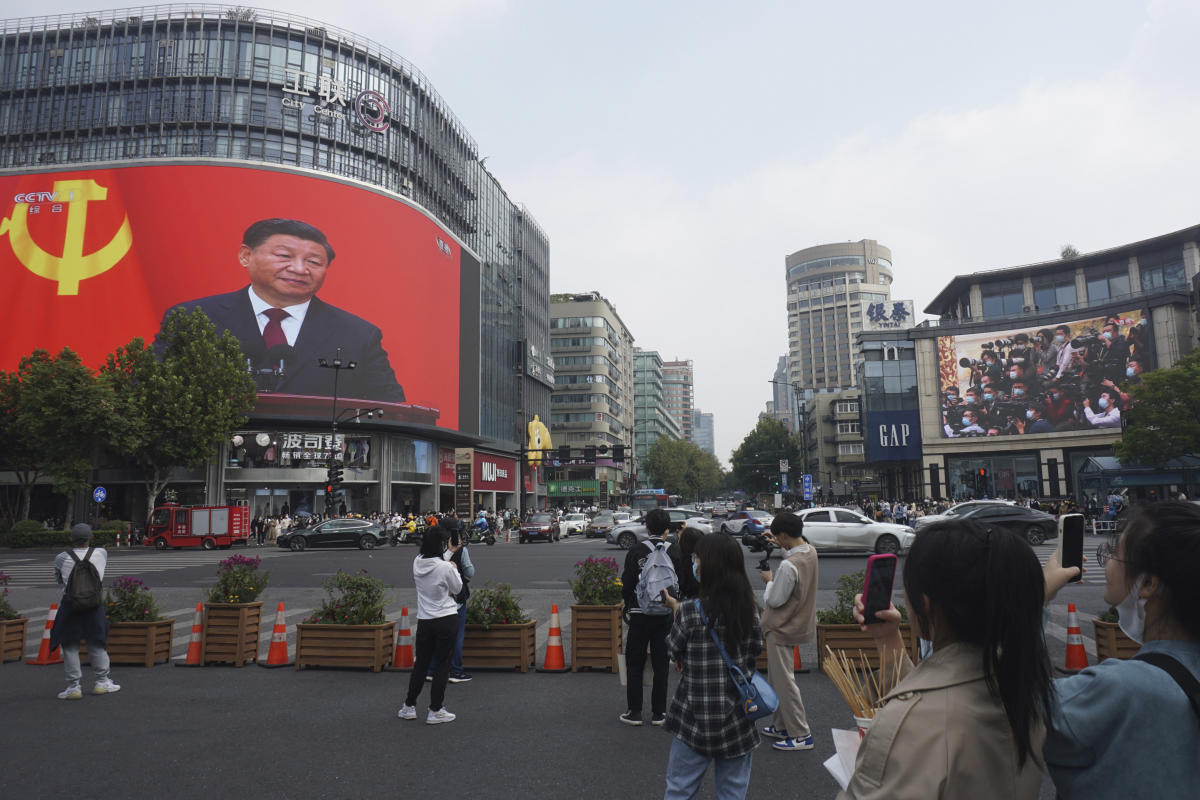 China’s economic growth accelerates but weak amid shutdowns