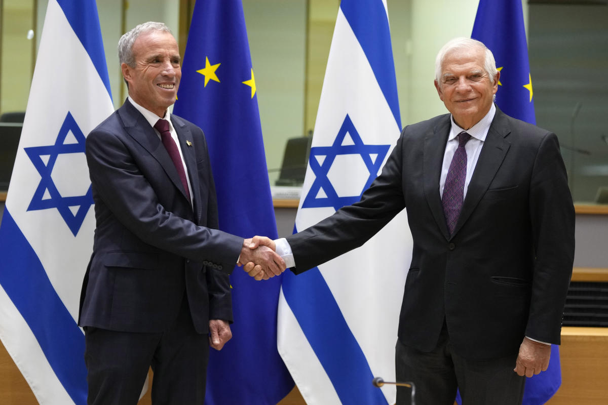 EU, Israel hold high-level talks for first time in a decade