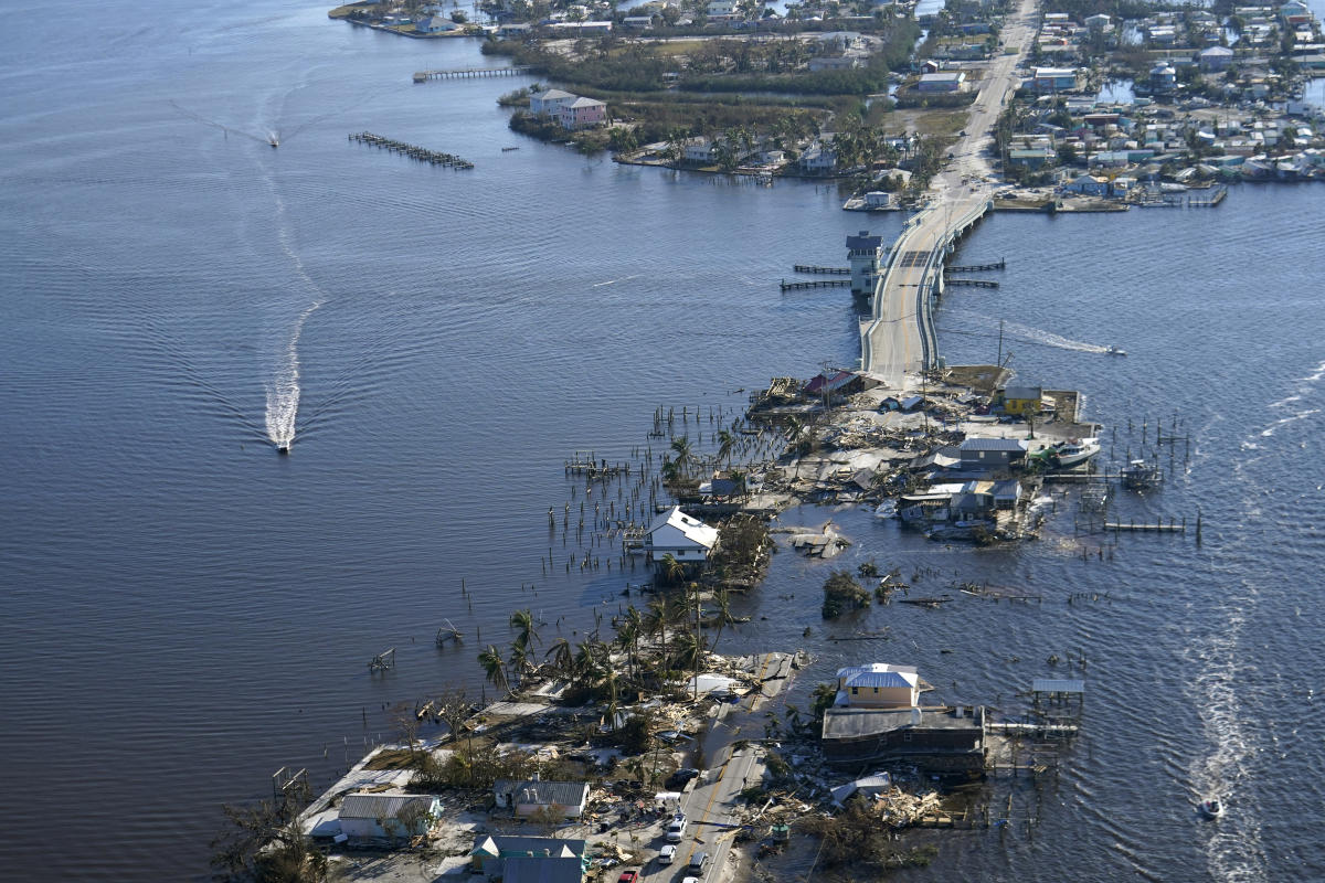 Florida deaths rise to 47 amid struggle to recover from Ian