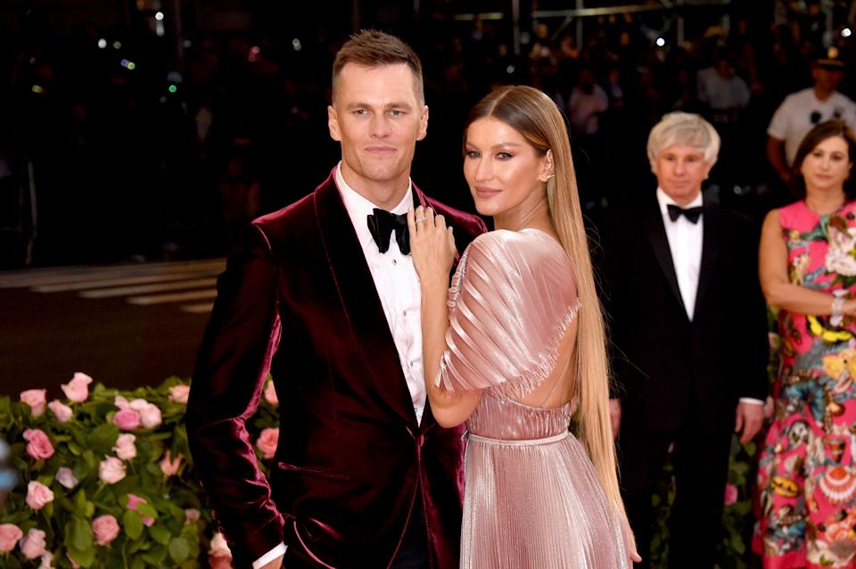 Gisele Bündchen photographed without wedding ring as Tom Brady divorce rumors buzz