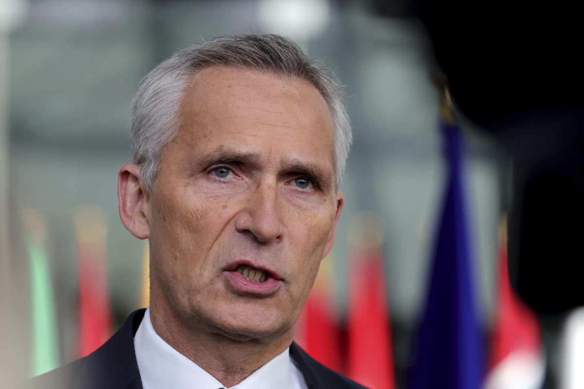 NATO cautious to avoid Ukraine war but members help anyway