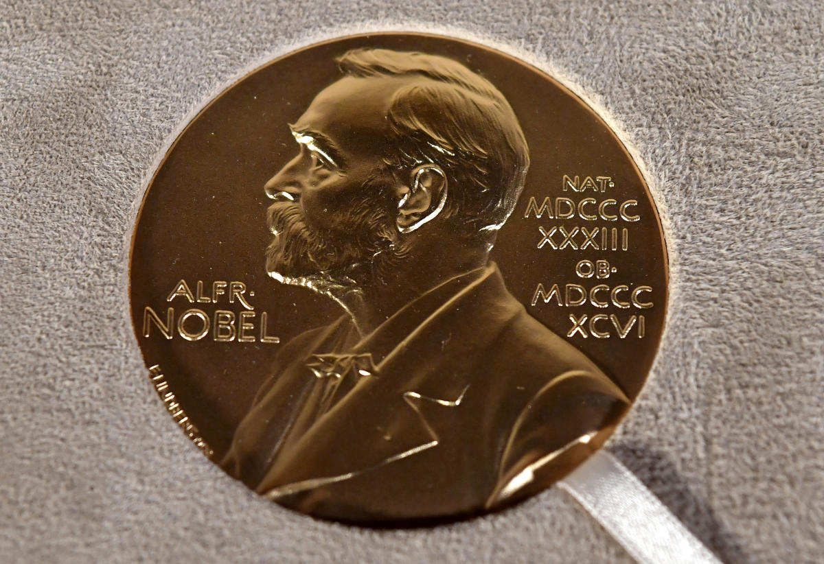 Nobel panel to announce winner of economics prize