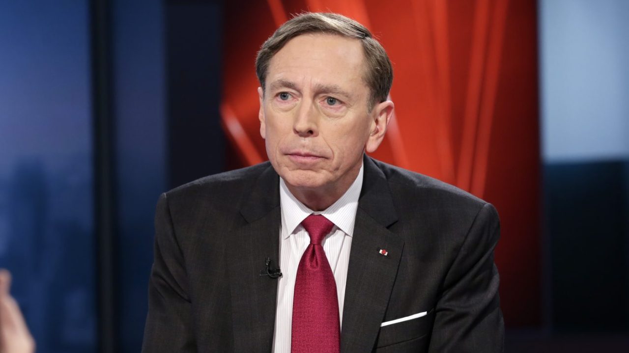 Petraeus: War in Ukraine ‘looks very dire indeed for Vladimir Putin’