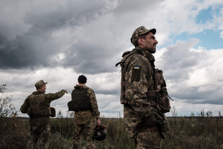 Putin formalizes annexation claims even as Ukraine forces Russians to retreat