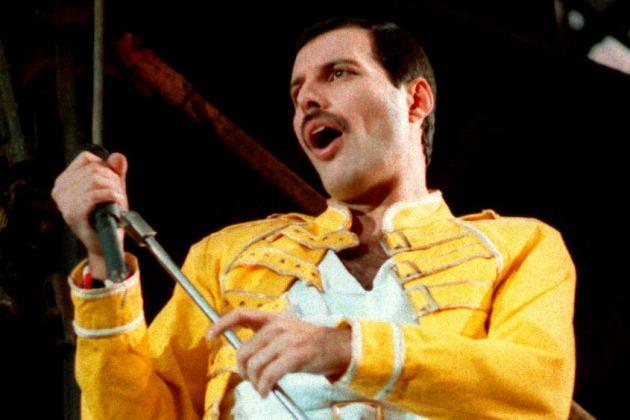 Queen Releases Unearthed Track Featuring Freddie Mercury, ‘Face It Alone’