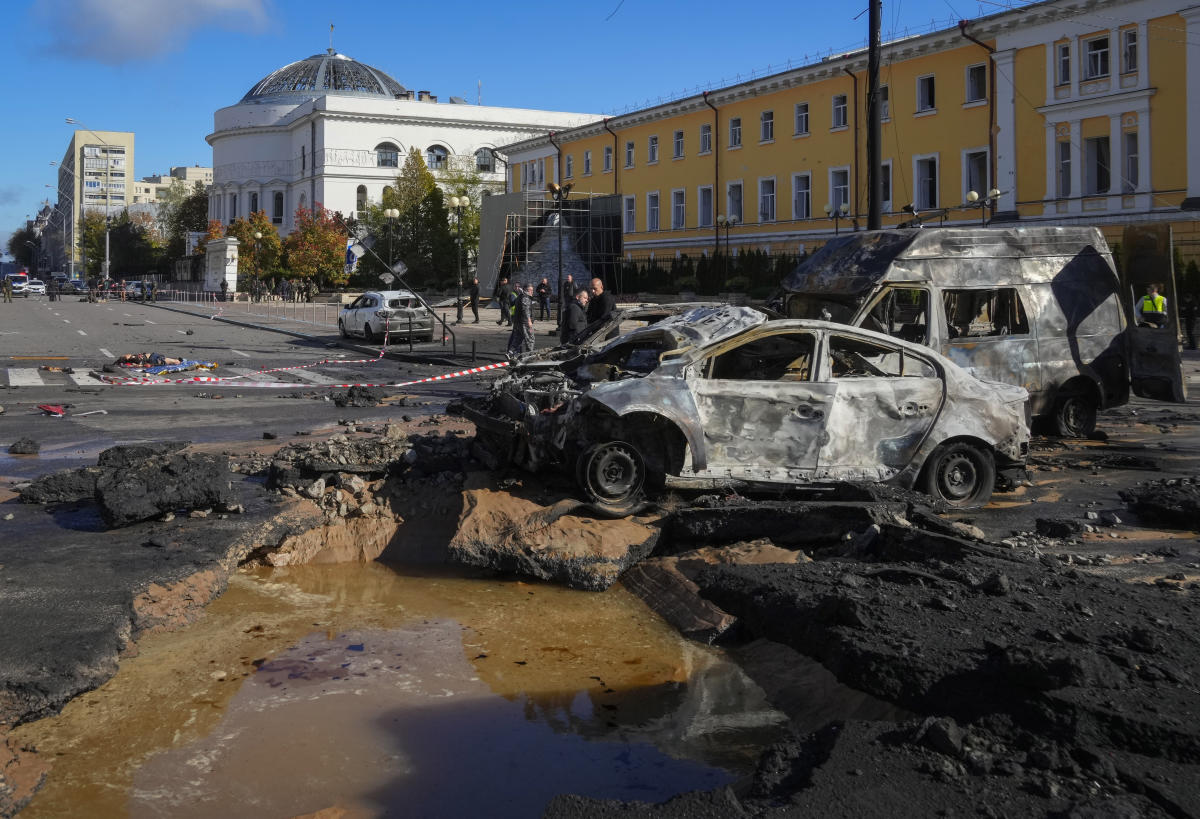 Russia strikes Kyiv, multiple Ukrainian cities; many dead