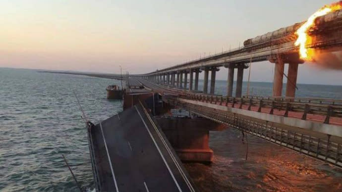 Russian propagandists instructed on how to explain what happened with Crimean Bridge