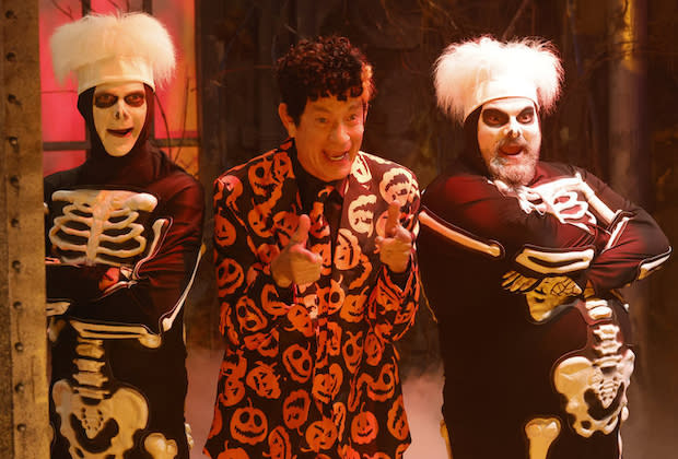 SNL: Tom Hanks’ David S. Pumpkins Returns for a Real Halloween Treat