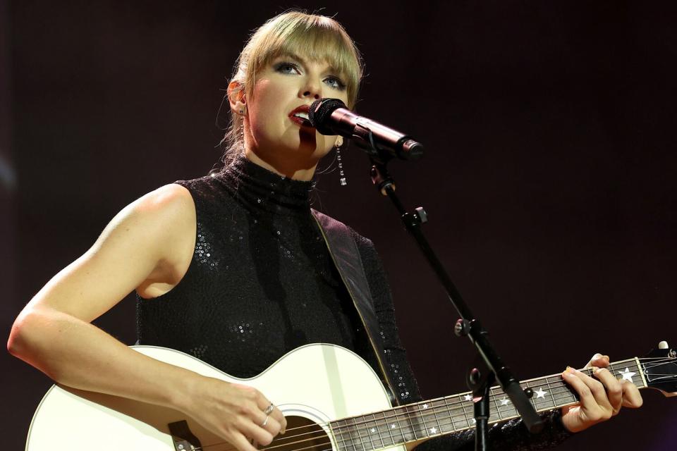 Taylor Swift Confirms a Midnights Tour Is Coming ‘Soonish’: ‘It’s Going to Happen’