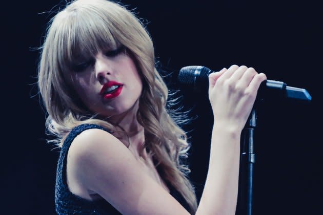 Taylor Swift Is Going Big for Her ‘Midnights’ Lyric Reveals: Here’s the First One