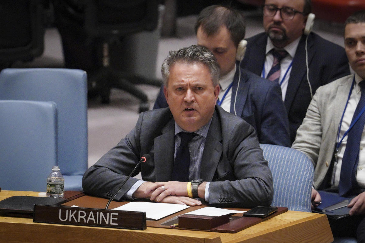 UN assembly meets on Ukraine hours after Russian strikes