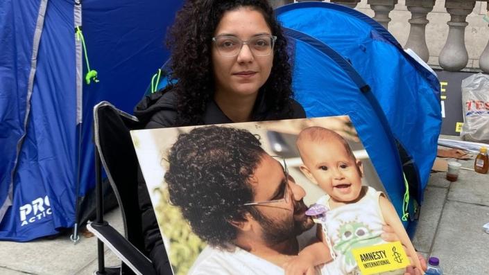 Alaa Abdel Fattah: Jailed British-Egyptian activist escalates hunger strike