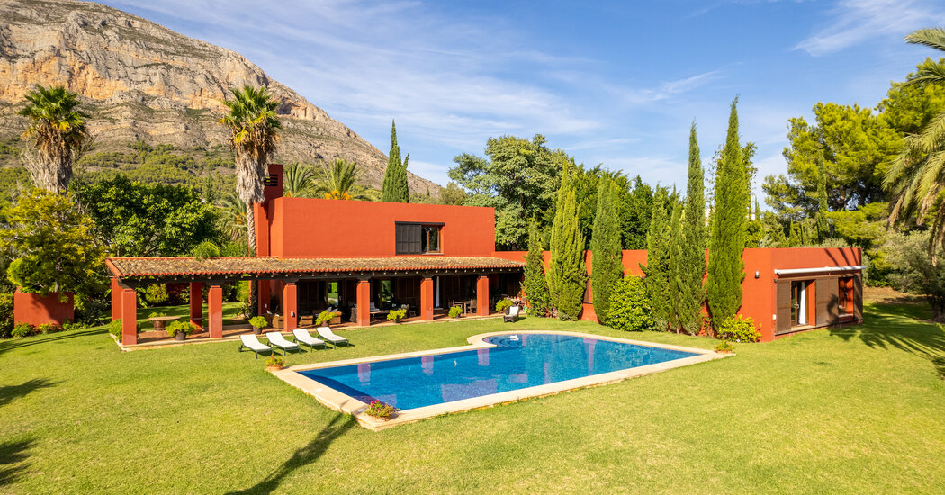 An ‘Oasis of Calm’ in Costa Blanca for  Million: House Hunting in Spain