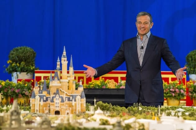 Bob Iger Talks Disney Hiring Freeze, Streaming Spending and ‘Don’t Say Gay’ in First Town Hall Back as CEO