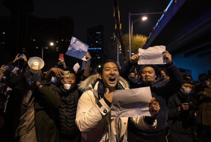 China’s Xi Jinping faces calls to resign amid unprecedented protests