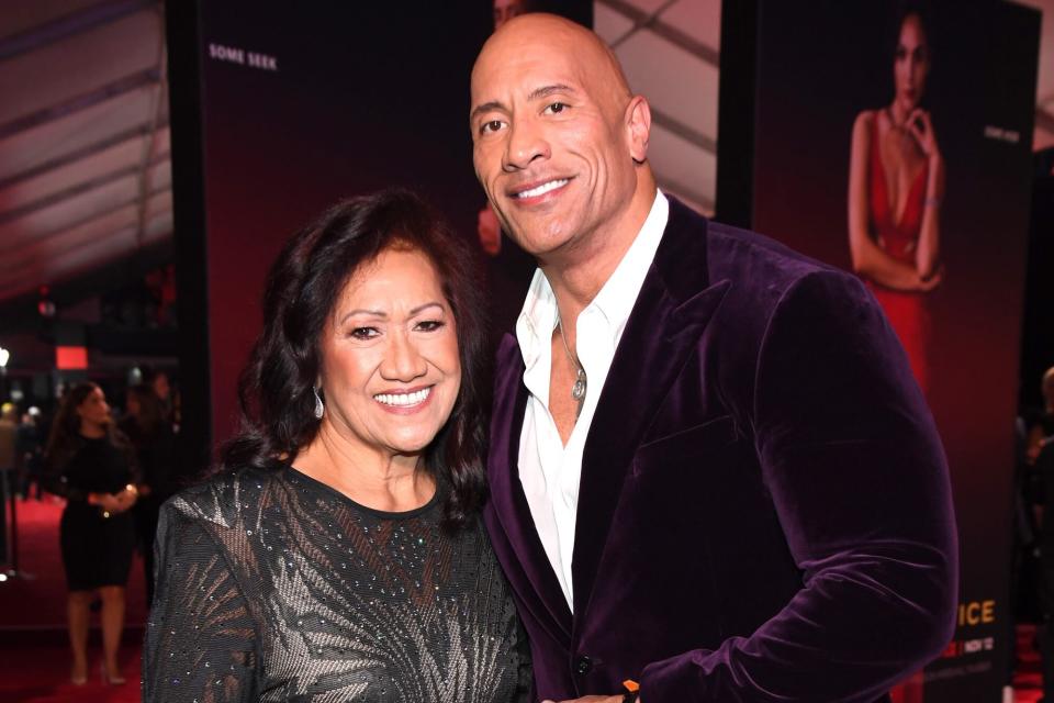 Dwayne Johnson Says He’s Grateful for Thanksgiving with Family: ‘We Count Our Blessings’