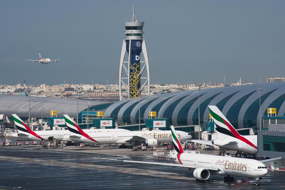 Emirates earns record-breaking .2B half-year profit