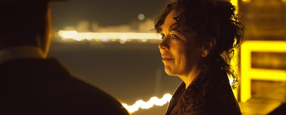 ‘Empire of Light’ Trailer: Olivia Colman Stars in Sam Mendes’ Ode to Movie Theaters