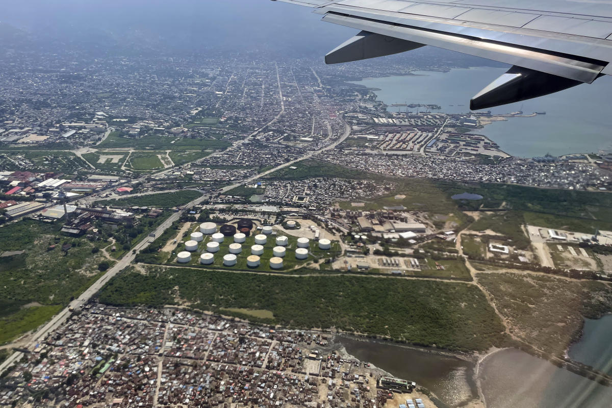 Haiti gang leader to lift fuel blockade amid shortages