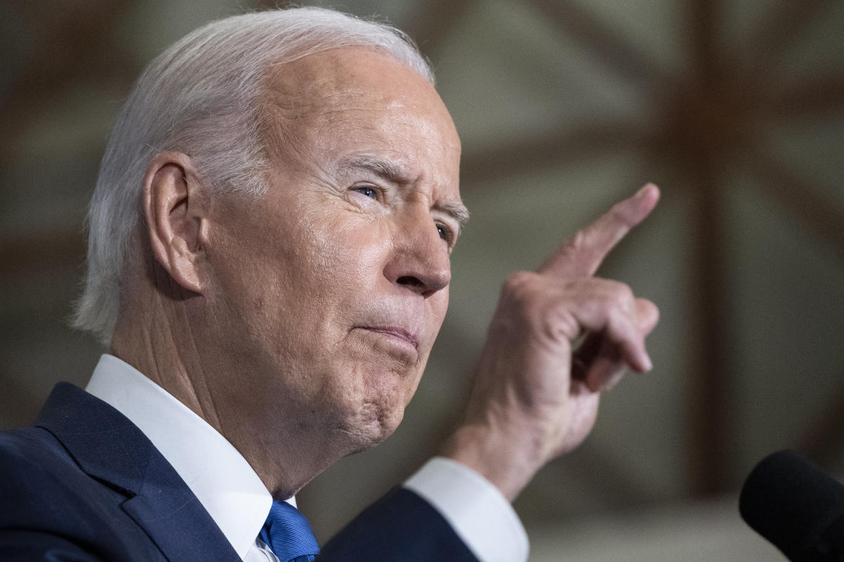 In campaign swing, Biden focuses on incumbent Democrats