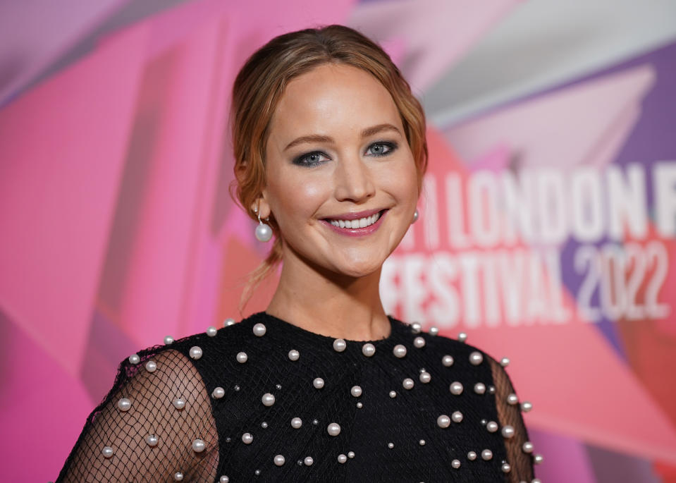 Jennifer Lawerence says that she used to get stoned after ‘Hunger Games’ premieres: ‘I don’t do it anymore, I’m a mom!’